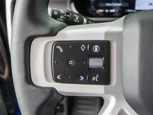 Used 2026 Land Rover Defender 130 S image 21