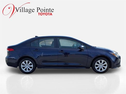 Used 2024 Toyota Corolla LE image 7