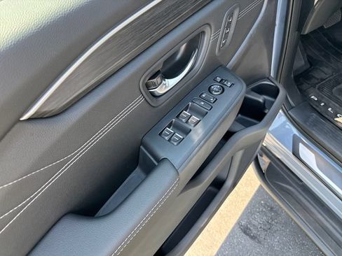 New 2026 Honda Pilot Touring image 11