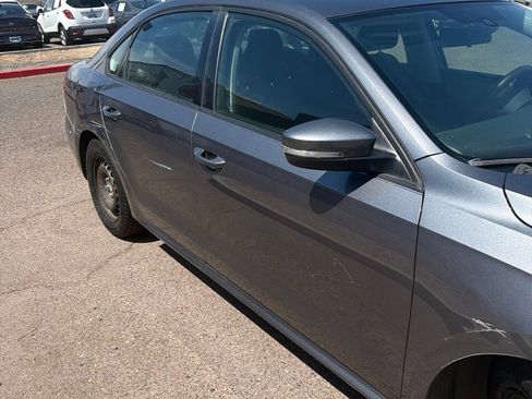 Used 2014 Volkswagen Passat 1.8T FWD image 7