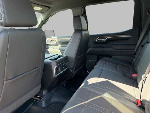 Used 2024 Chevrolet Silverado 1500 High Country w/ Technology Package image 15