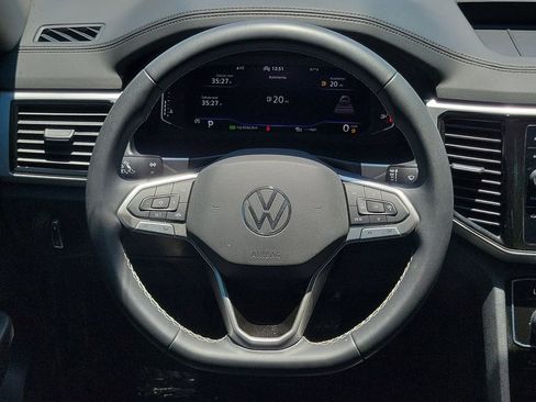 Used 2023 Volkswagen Atlas SE FWD image 17