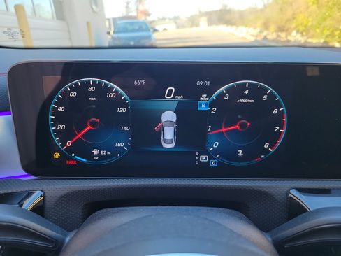 Used 2023 Mercedes-Benz CLA 250 image 33