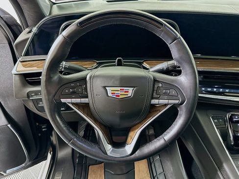 Used 2023 Cadillac Escalade ESV Premium Luxury Platinum AWD/4WD image 14