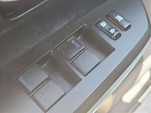 Used 2020 Toyota Tundra SR5 AWD/4WD image 10