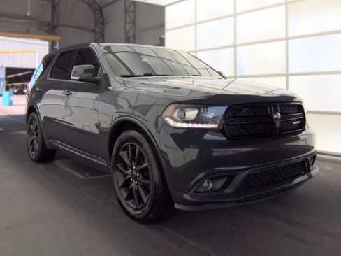 Used 2017 Dodge Durango R/T w/ Blacktop Package AWD/4WD image 3