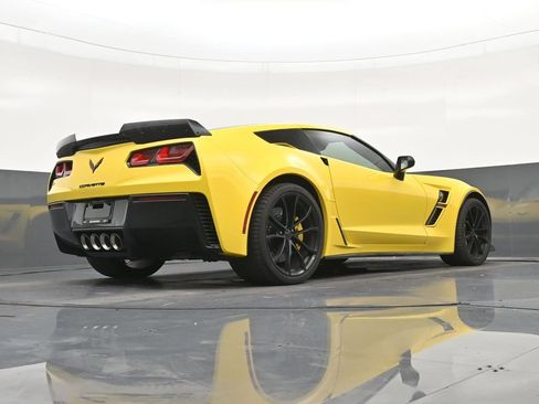Used 2017 Chevrolet Corvette Grand Sport RWD image 29
