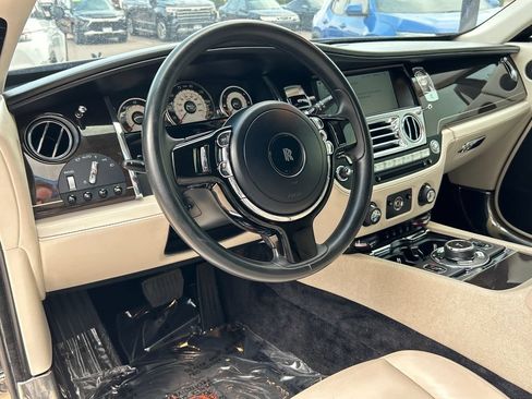 Used 2014 Rolls-Royce Wraith RWD image 9
