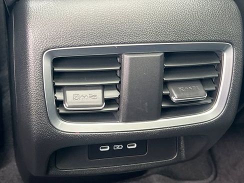 Certified 2025 Acura RDX w/ Technology Package image 14