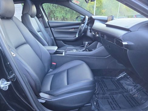 Used 2023 MAZDA MAZDA3 s image 6