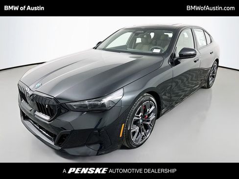 New 2026 BMW i5 eDrive40 w/ M Sport Package image 1