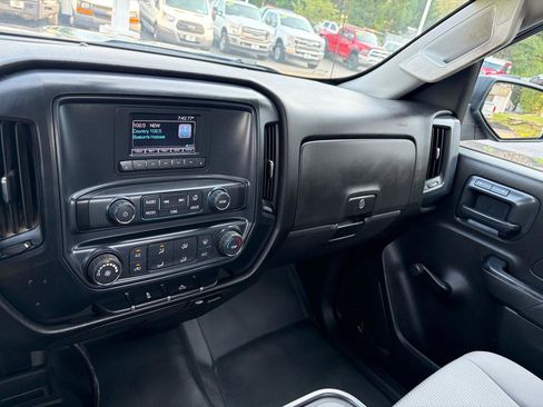 Used 2016 Chevrolet Silverado 2500 W/T AWD/4WD image 29