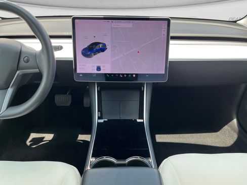 Used 2020 Tesla Model 3 Long Range AWD/4WD image 11