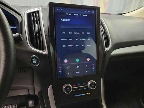 Used 2024 Ford Edge SE image 14