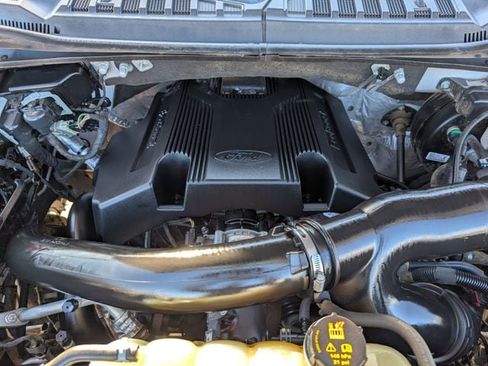 Used 2020 Ford F150 Platinum w/ Equipment Group 701A Luxury image 29