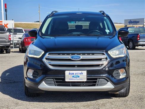 Used 2017 Ford Escape SE w/ SE Leather Comfort Package image 2