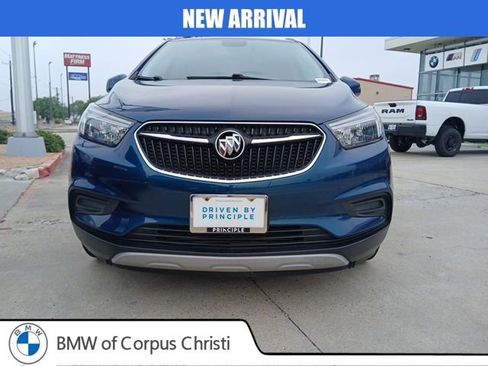 Used 2020 Buick Encore Preferred w/ Safety Package FWD image 2