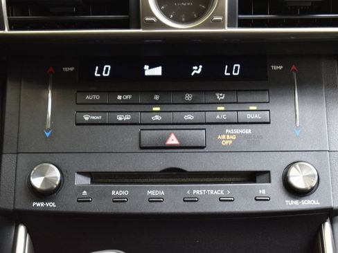 Used 2016 Lexus IS 200t RWD image 26