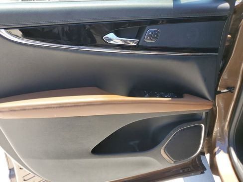 Certified 2022 Lincoln Nautilus Reserve FWD image 17