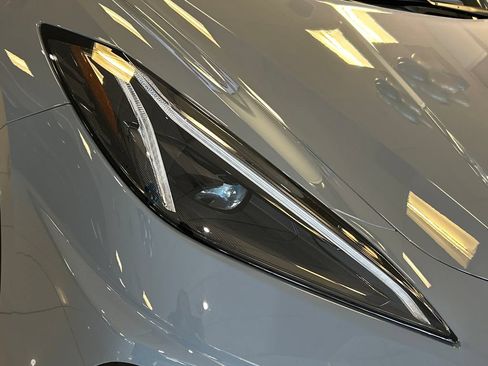 Used 2024 Chevrolet Corvette Stingray Coupe w/ Z51 Performance Package RWD image 16