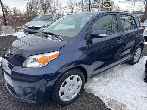 Used 2012 Scion xD image 12