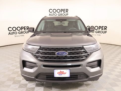 Used 2022 Ford Explorer XLT RWD image 9