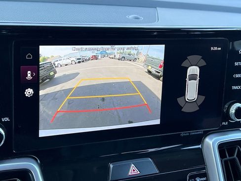 Used 2024 Kia Sorento EX image 17