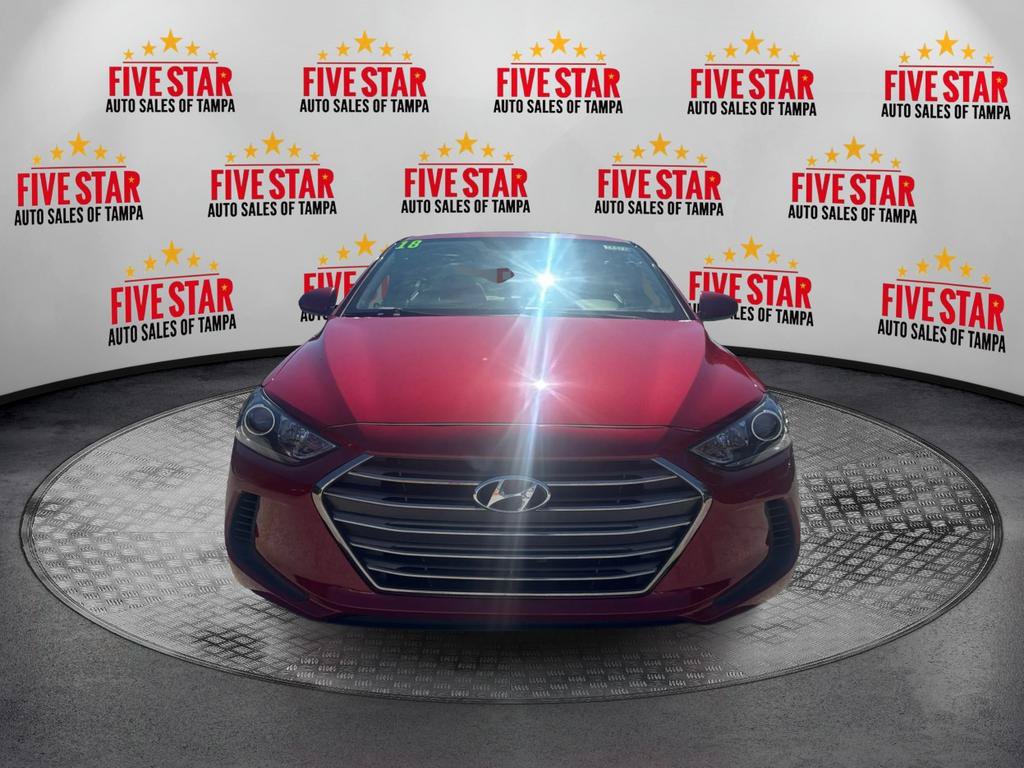 Used 2018 Hyundai Elantra SE FWD image 2