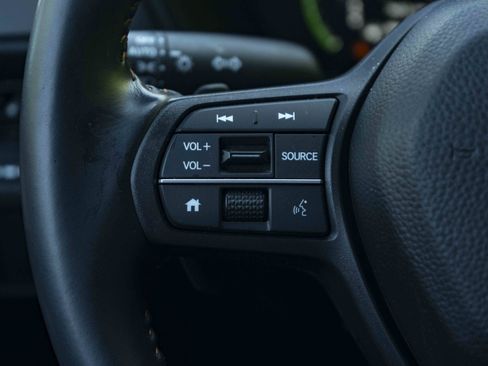 Used 2025 Honda CR-V Sport image 20