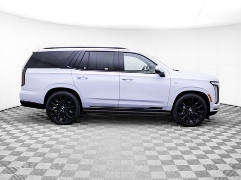 New 2026 Cadillac Escalade Platinum Sport w/ LPO, ONYX Package image 7