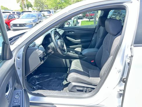 Used 2024 Honda Accord Sport image 2