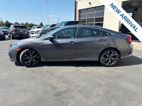Used 2019 Honda Civic Sport image 5