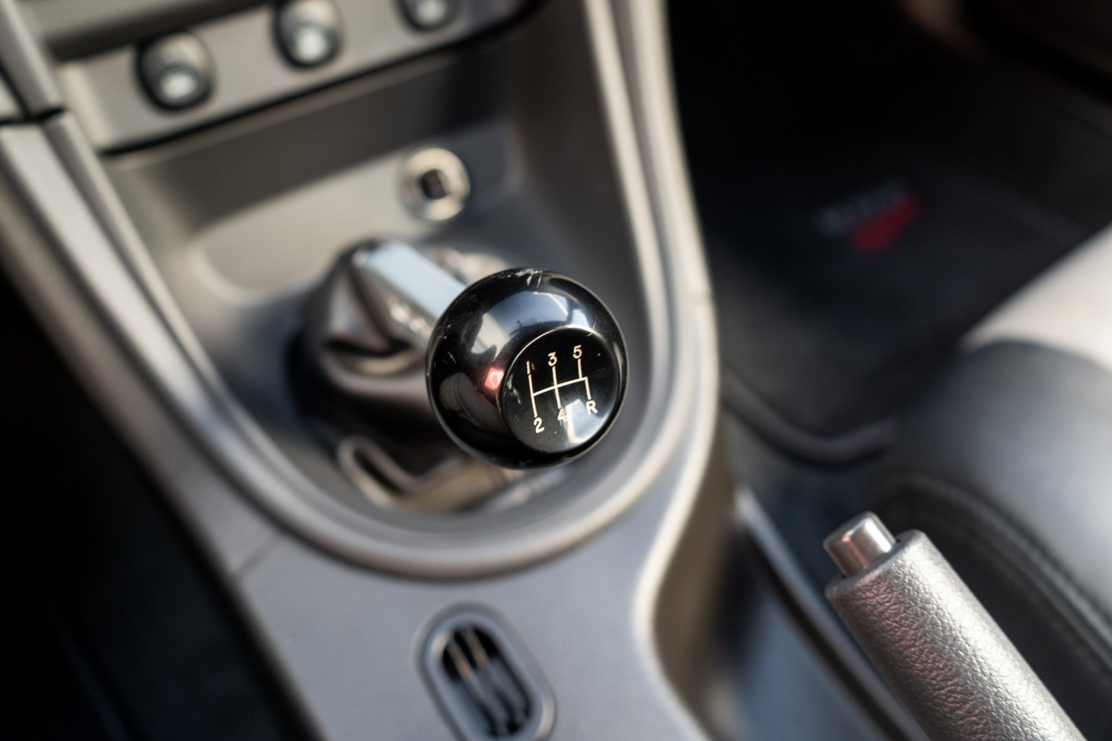 Used 2004 Ford Mustang GT RWD image 19