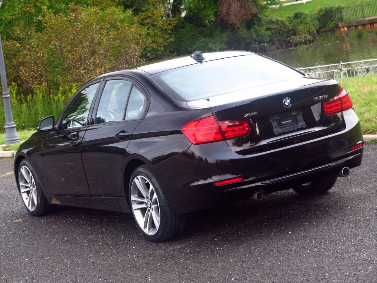 Used 2014 BMW 335i xDrive Sedan AWD/4WD image 25