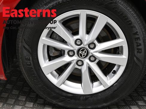 Used 2025 Toyota Camry LE FWD image 32