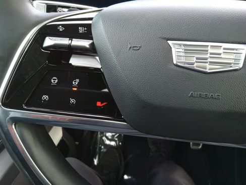 Used 2026 Cadillac Vistiq Luxury image 22