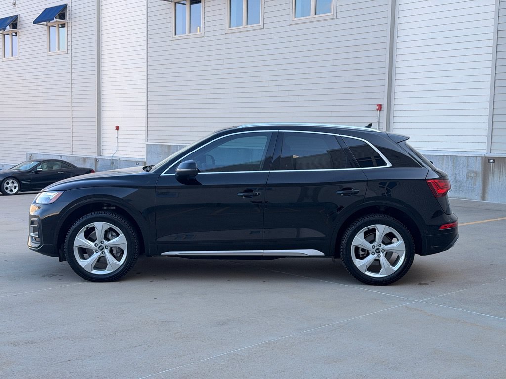 Used 2021 Audi Q5 Prestige AWD/4WD image 4