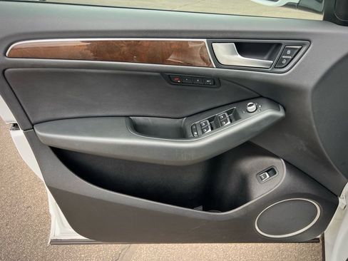 Used 2016 Audi Q5 2.0T Premium Plus image 32