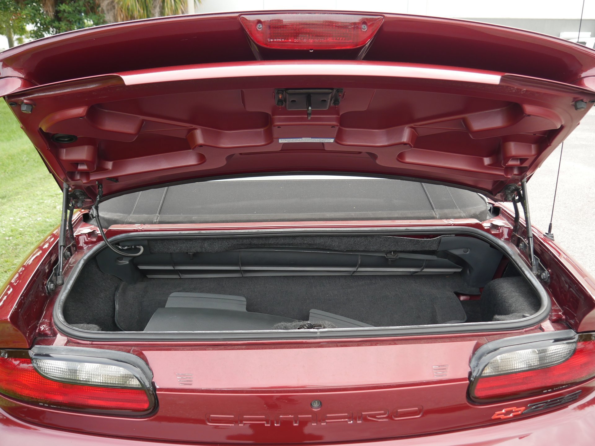 Used 1994 Chevrolet Camaro Z28 RWD image 89