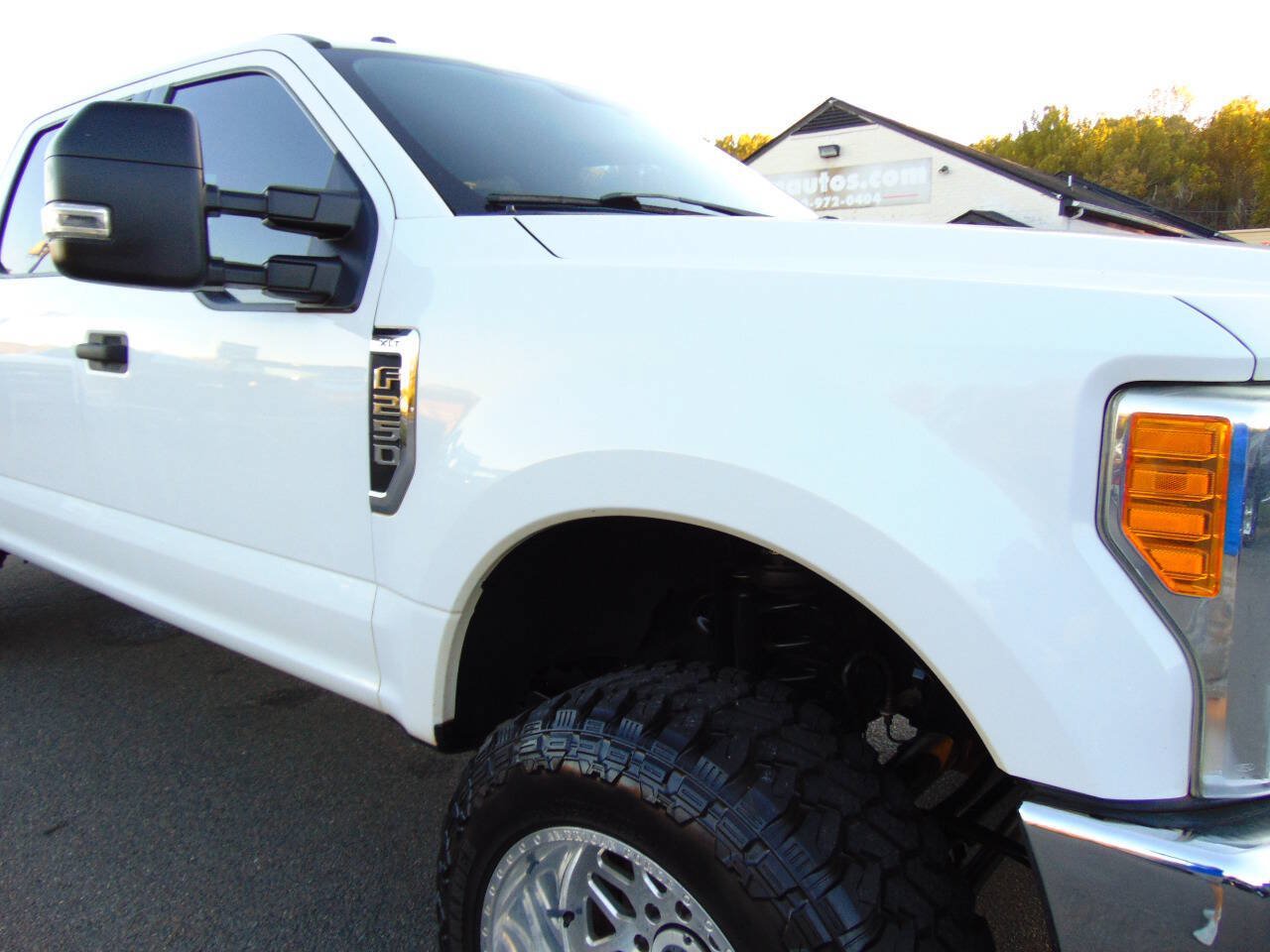 Used 2017 Ford F250 XLT AWD/4WD image 38