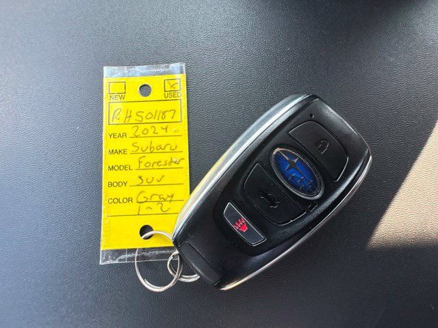Used 2024 Subaru Forester Touring AWD/4WD image 17