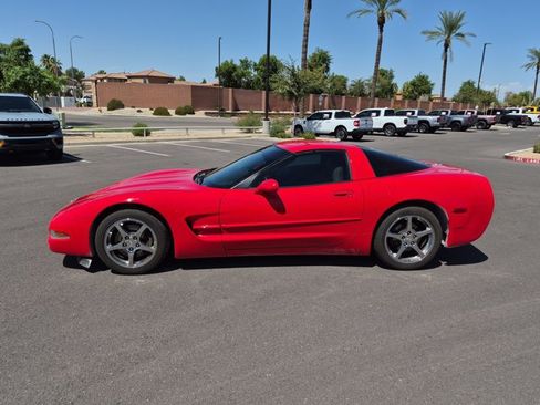 Used 2003 Chevrolet Corvette Coupe w/ Preferred Equipment Group RWD image 8