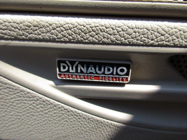 Used 2015 Volkswagen Eos Executive FWD image 28