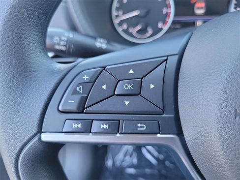 New 2025 Nissan Sentra SV image 7