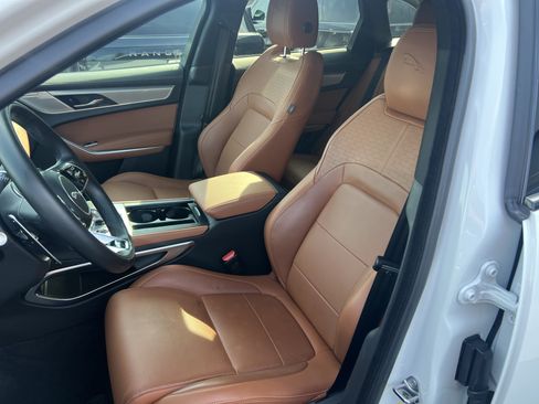 Used 2026 Jaguar F-PACE R-Dynamic S AWD/4WD image 17