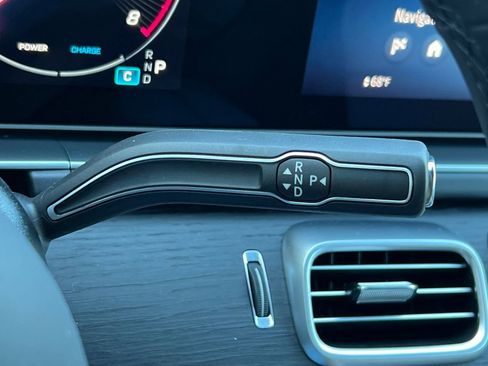New 2026 Mercedes-Benz GLE 63 AMG S image 24