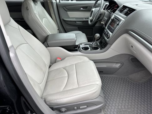 Certified 2016 GMC Acadia SLT w/ Premium Edition image 14