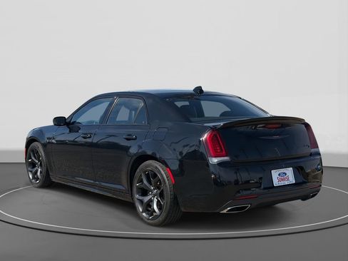 Used 2022 Chrysler 300 S image 7