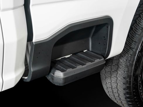 Used 2025 Ford F250 Platinum image 41