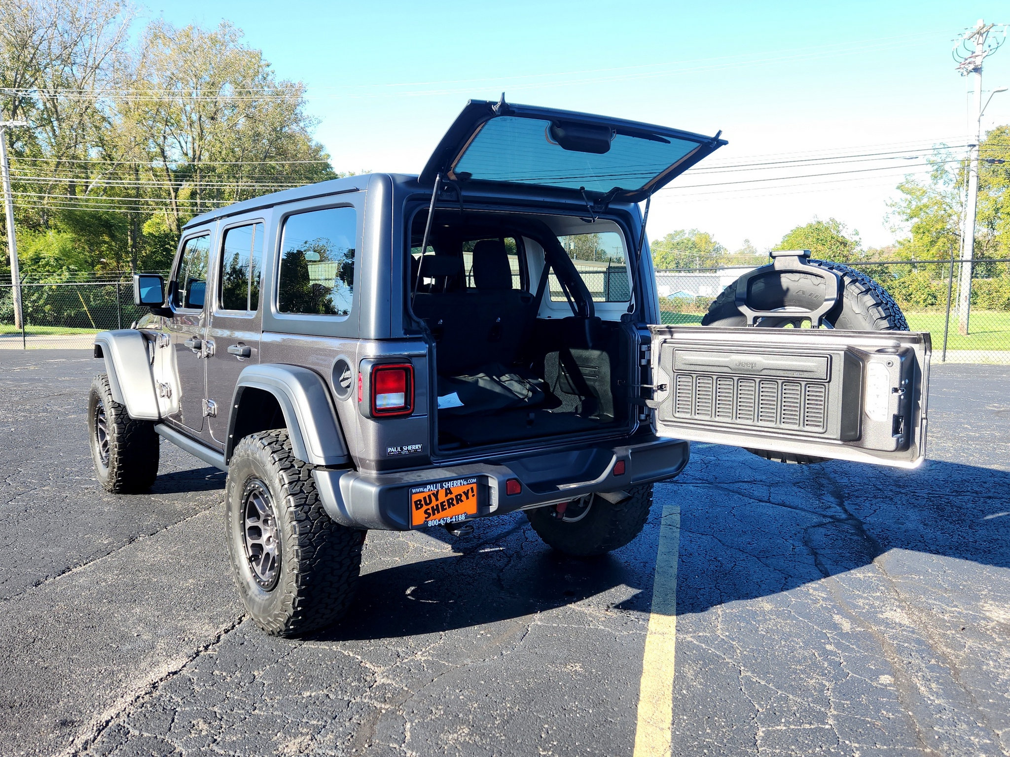 Used 2023 Jeep Wrangler Unlimited Sport w/ Xtreme 35 Tire Package AWD/4WD image 15
